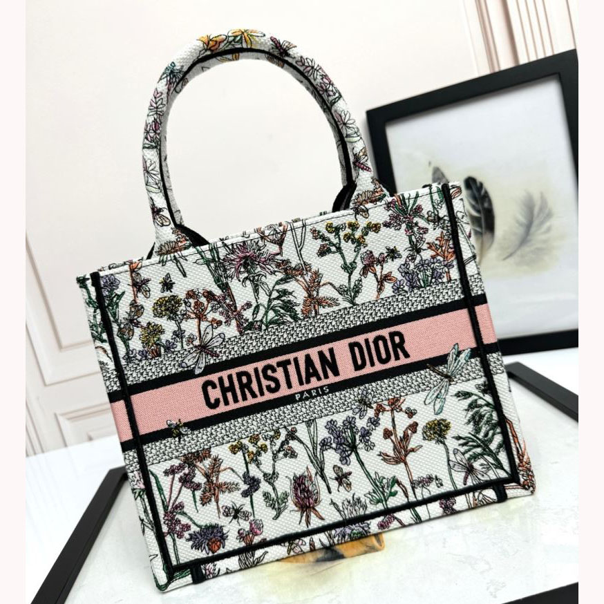 chr1st1an D10r shopping bags